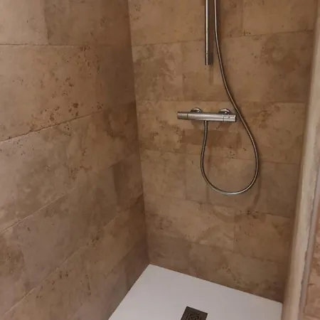 Maison 8 à 10 Personnes Rouvres-les-Vignes